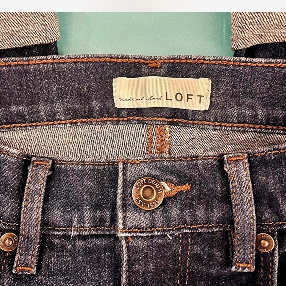 EUC LOFT Girlfriend Jeans in Dark Rinse - Picture 5 of 7